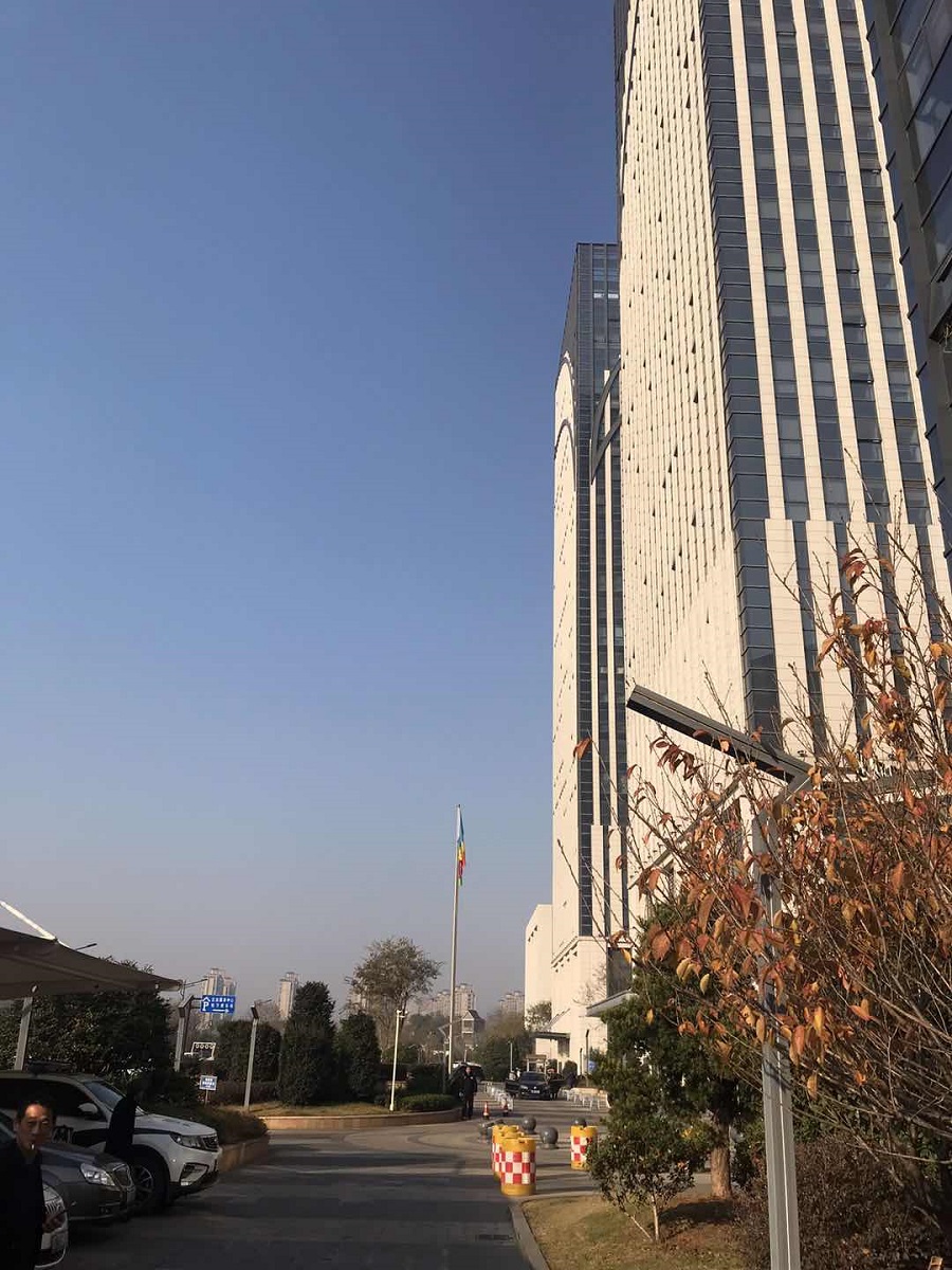 1-20100510220RK.jpg
